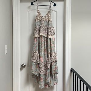 Vici exclusive x fate floral tiered dress